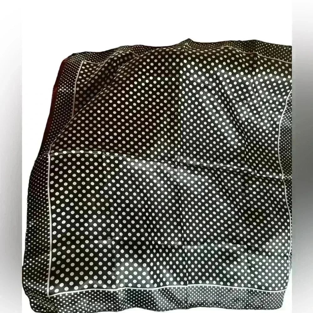 Bundle 2 scarves. One burgundy &white animal print,‎ one blk &white polka dot